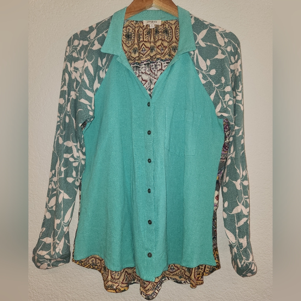 Umgee Teal Green Mixed Printed Back Blouse Size Medium